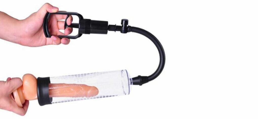 Vacuum pump adds member